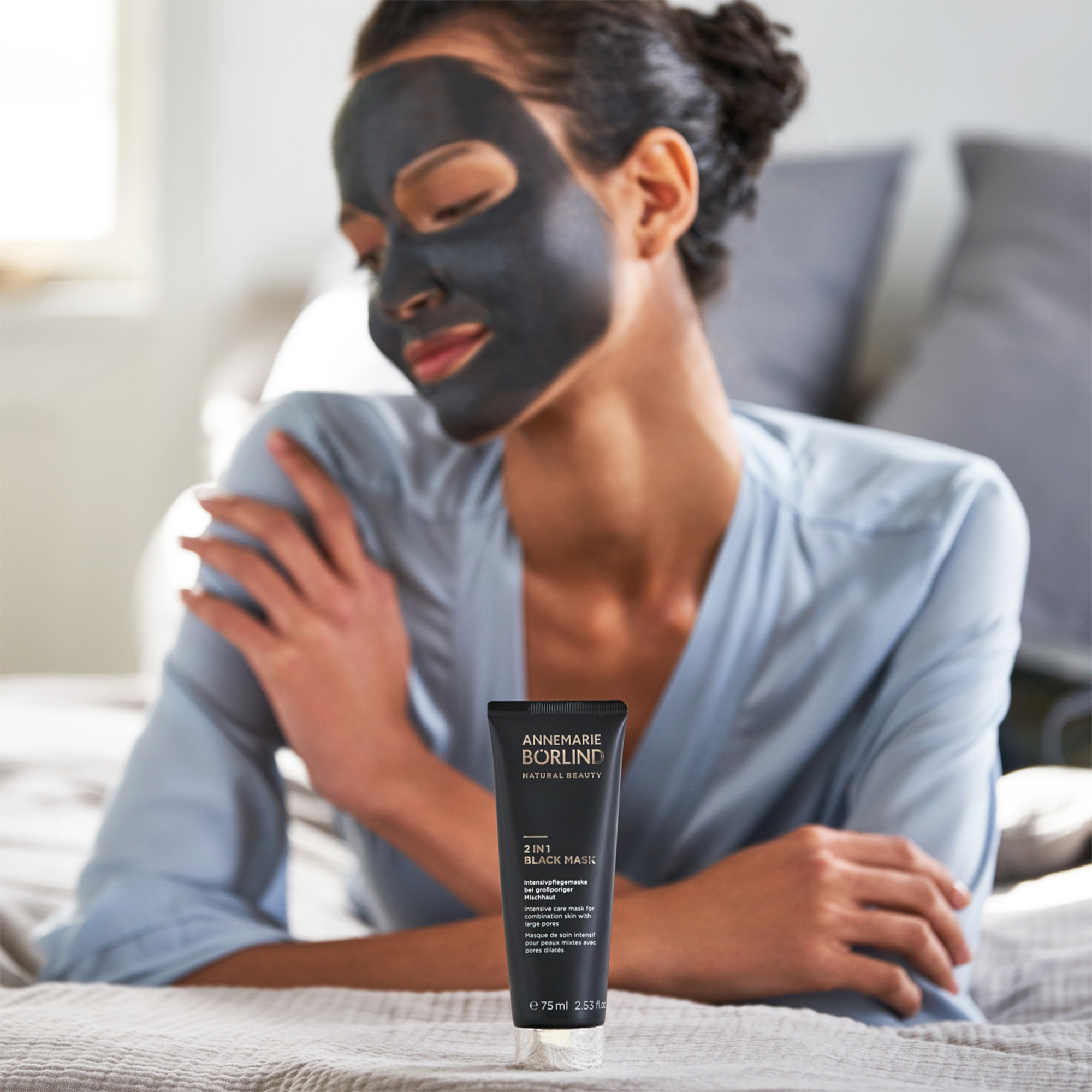 2 IN 1 BLACK MASK