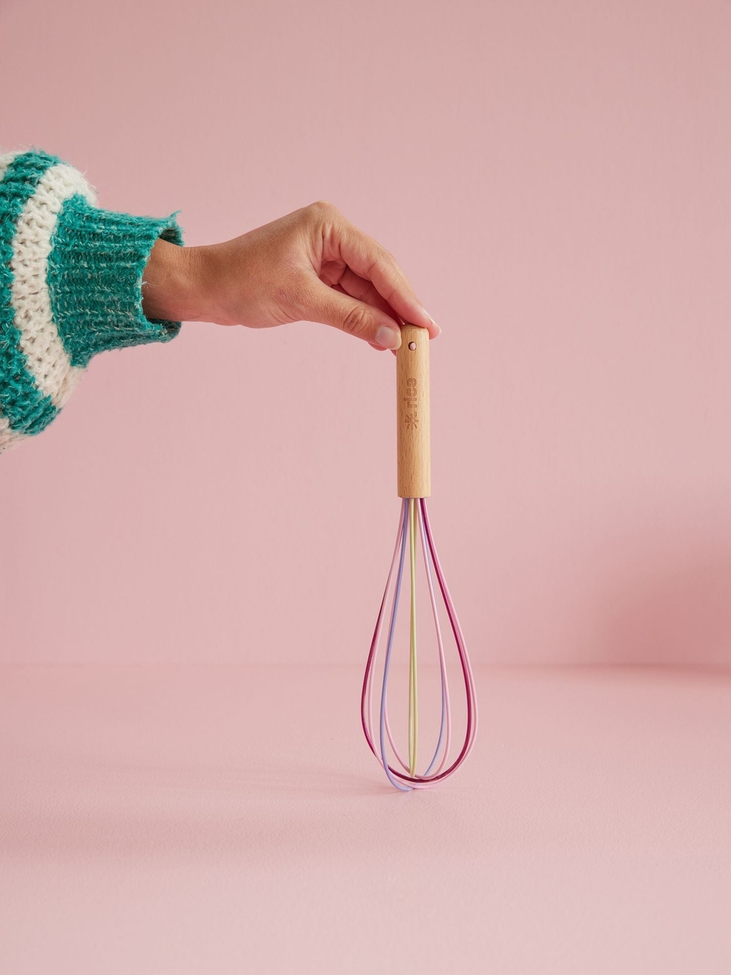 Schneebesen Medium Silicone Whisk 4-farbig