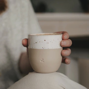 Kleiner Becher Kleine Herzen