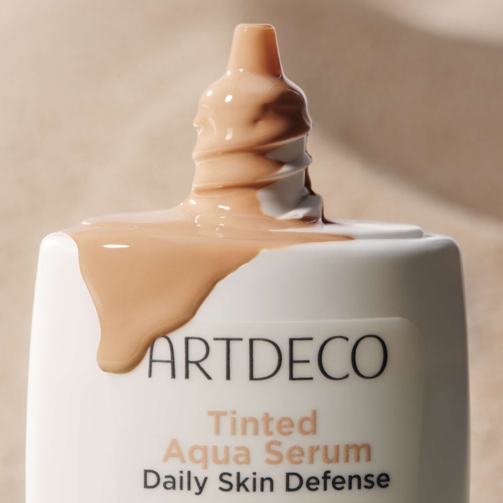 Tinted Aqua Serum Daily Skin Defense SPF50+