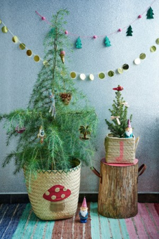 Basket with Mushroom Embroidery - Medium
