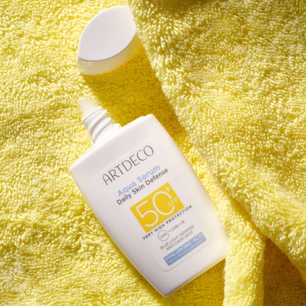 Aqua Serum Daily Skin Defense SPF50+